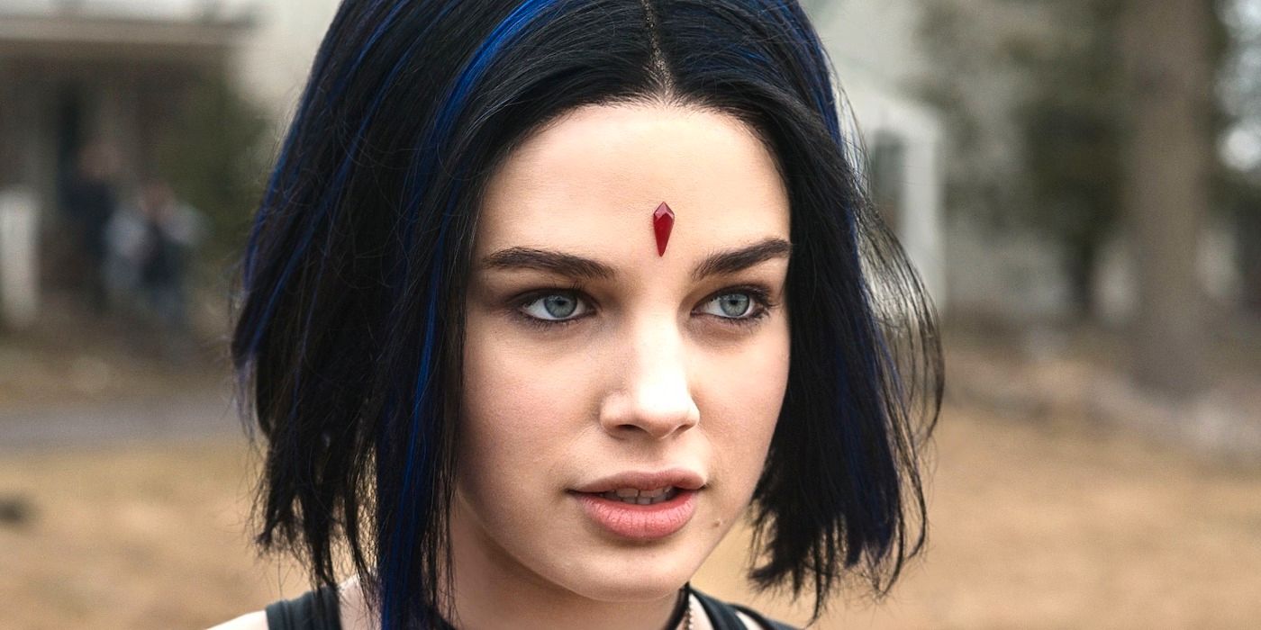 Por qué los titanes cambiaron la historia del origen de Raven