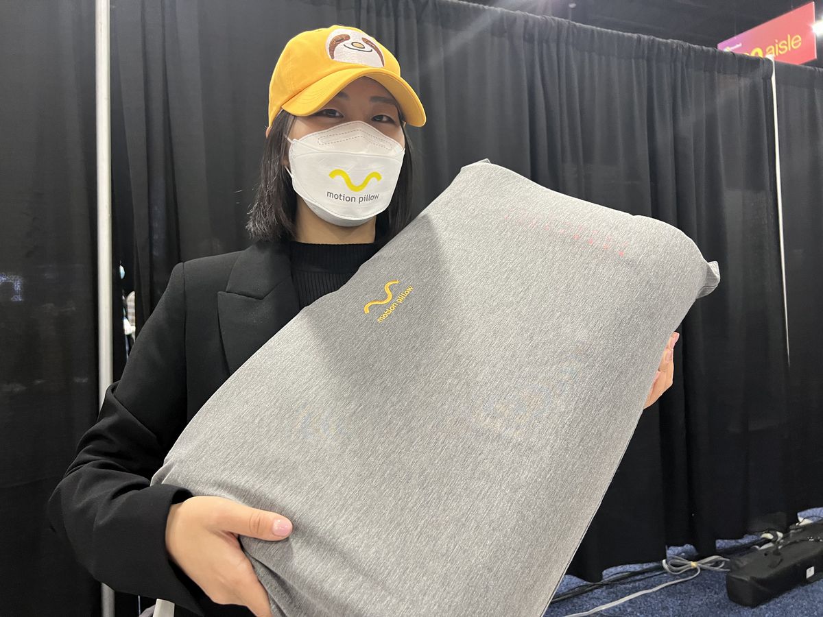 Premios del CES 2022: pulseras para pedir auxilio y almohadas antirronquidos, entre los productos más innovadores