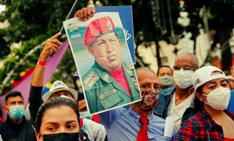 Pueblo natal de Hugo Chávez asediado por la crisis en vísperas de elecciones