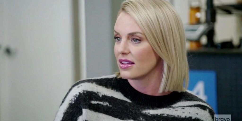RHOSLC: Whitney criticada por cuestionar el memorial del padre de Meredith Marks