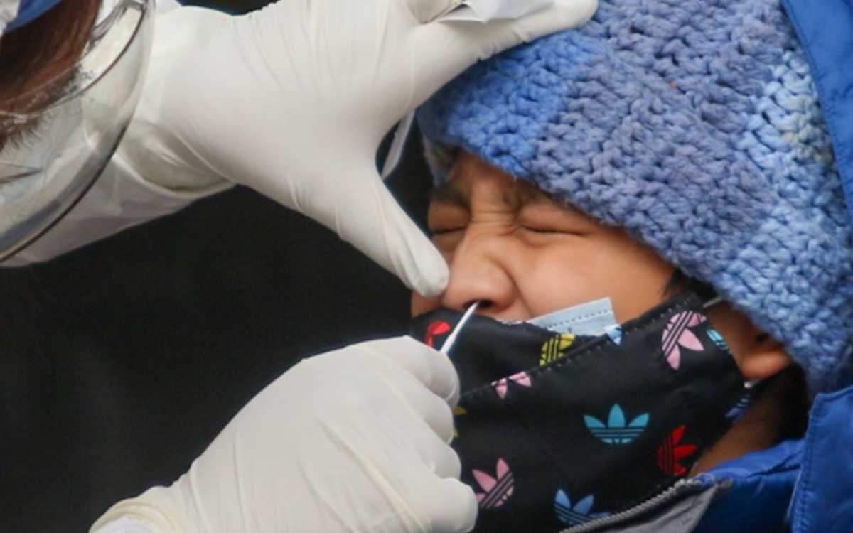 Recorta Salud de 14 a 7 días recomendación de aislamiento por Covid