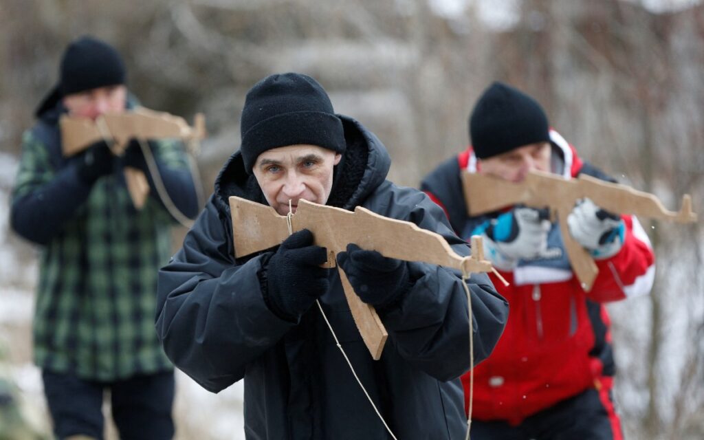 Reservistas ucranianos, listos para ser llamados a posible conflicto con Rusia | Video