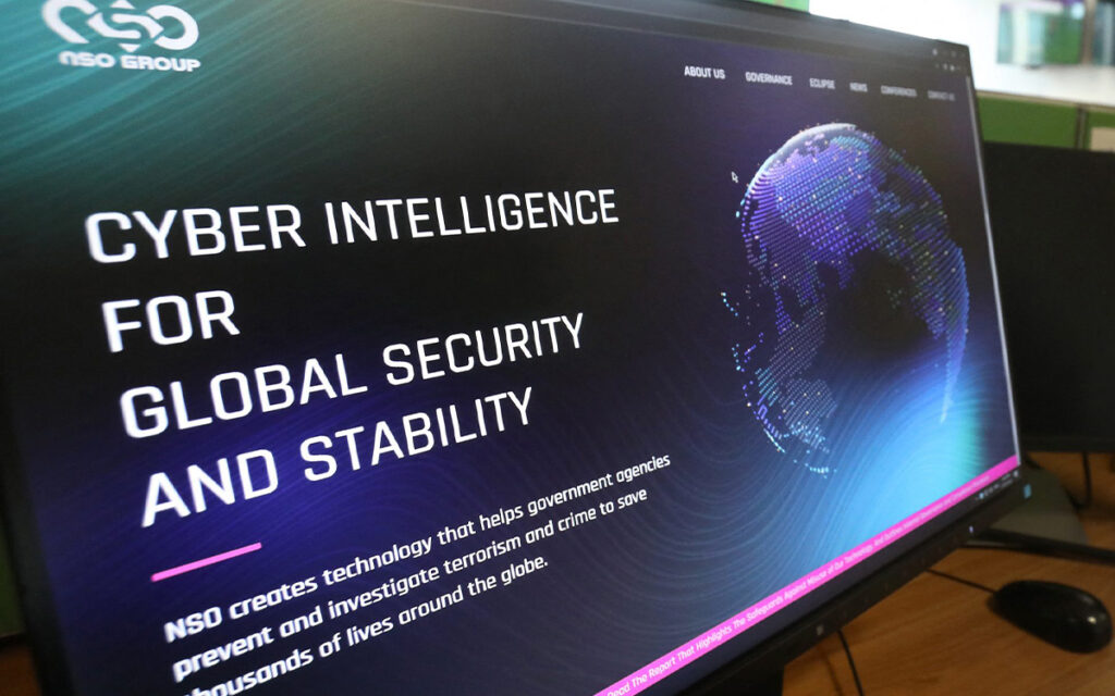 Revelan espionaje obsesivo en El Salvador; 22 periodistas de El Faro atacados con Pegasus