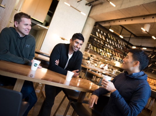 Ritual, la aplicación de pedidos anticipados, recauda 70 millones de dólares para repensar la hora del almuerzo en la oficina social