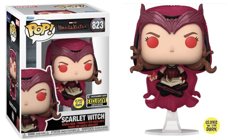 Scarlet Witch lee The Darkhold & Glows Red en Levitando Funko POP