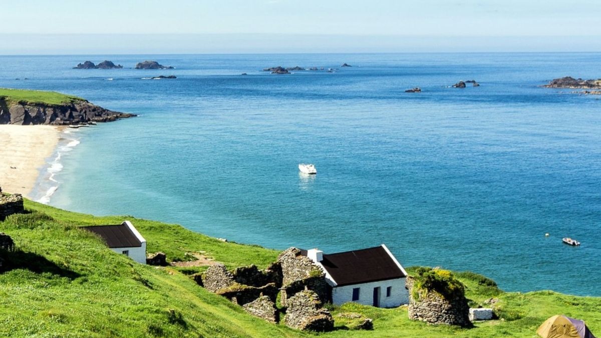 Si estás buscando trabajo, esta isla desierta necesita dos cuidadores