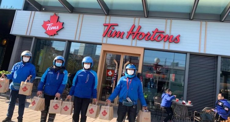 Tim Hortons mira a los bebedores de café de China con inversión en Tencent