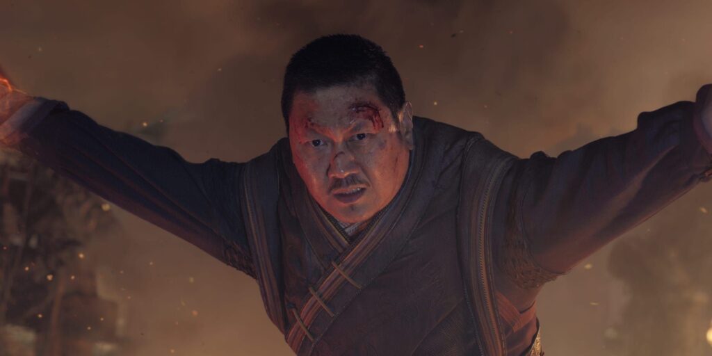 Wong está restringido por la magia en la nueva imagen de Doctor Strange 2