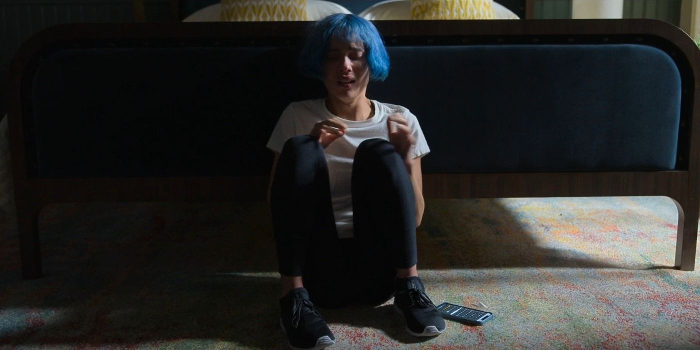 Zoë Kravitz resuelve un asesinato con tecnología similar a Alexa en el tráiler de la película Kimi