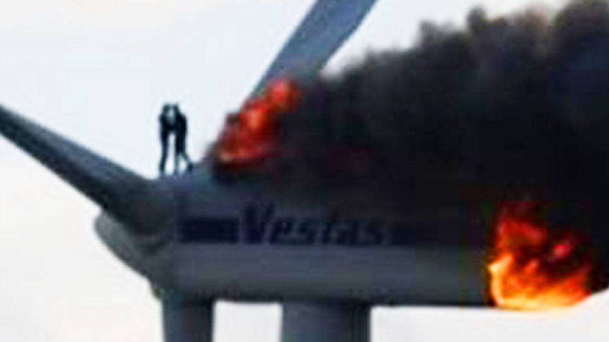 la conmovedora historia de dos ingenieros calcinados por las llamas