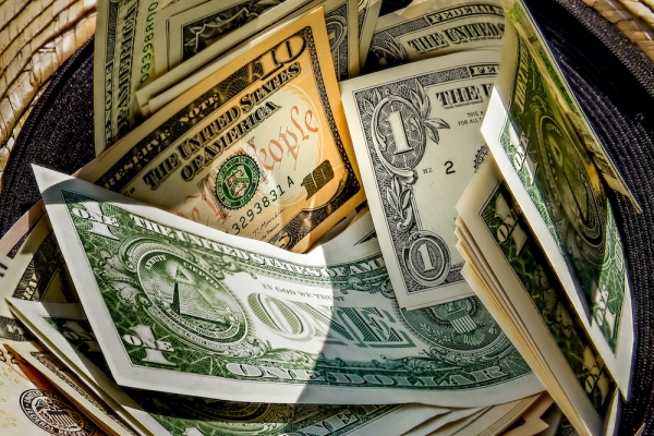 ¿Alentarán las nuevas reglas de financiación colectiva de acciones de la SEC a más fundadores a pasar el sombrero?