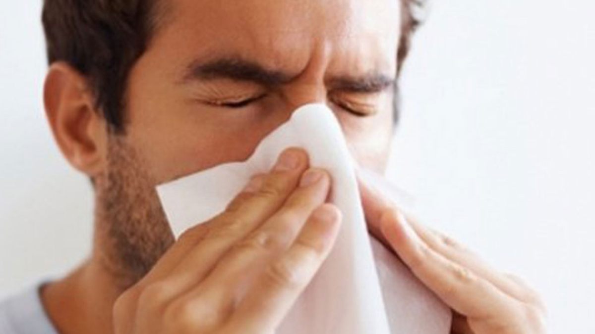 ¿Qué dicen los colores de los mocos sobre tu salud?