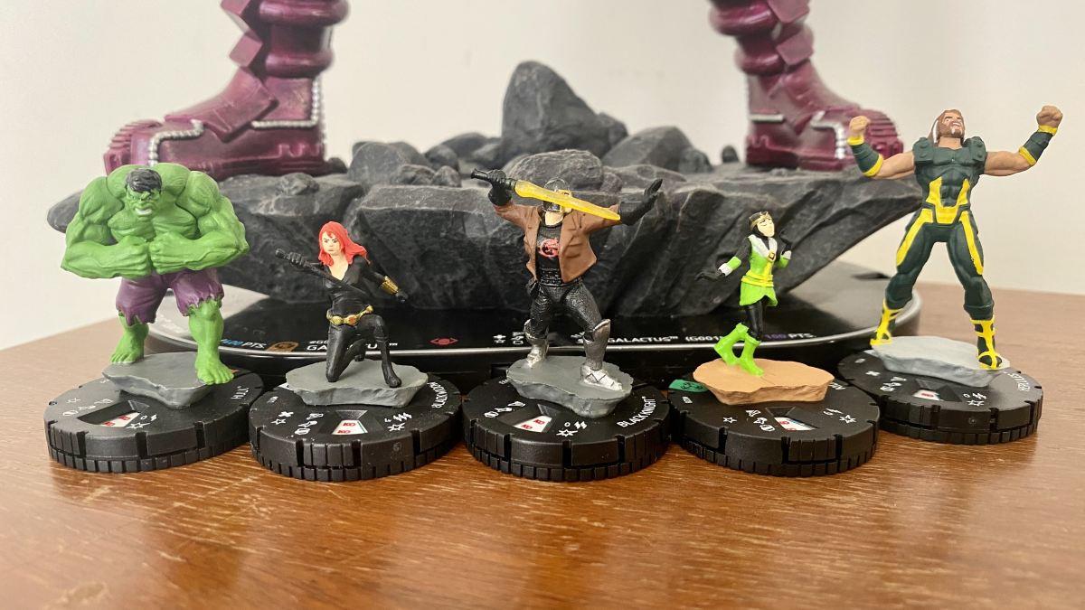 heroclix-marvel-la-guerra-de-los-reinos-unboxing-009.jpg