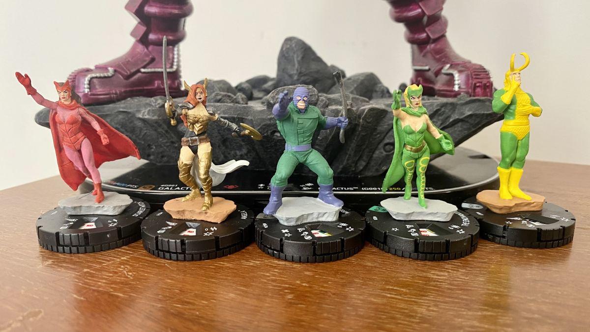 heroclix-marvel-la-guerra-de-los-reinos-unboxing-004.jpg