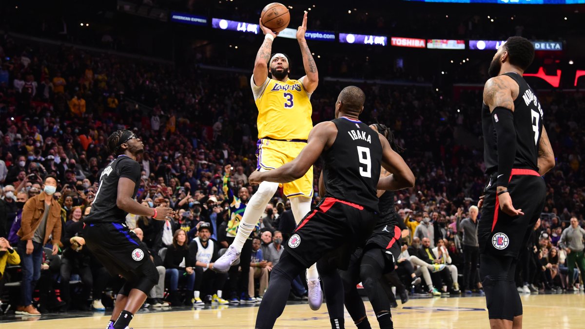 Jackson impulsa a Clippers a triunfo sobre Lakers