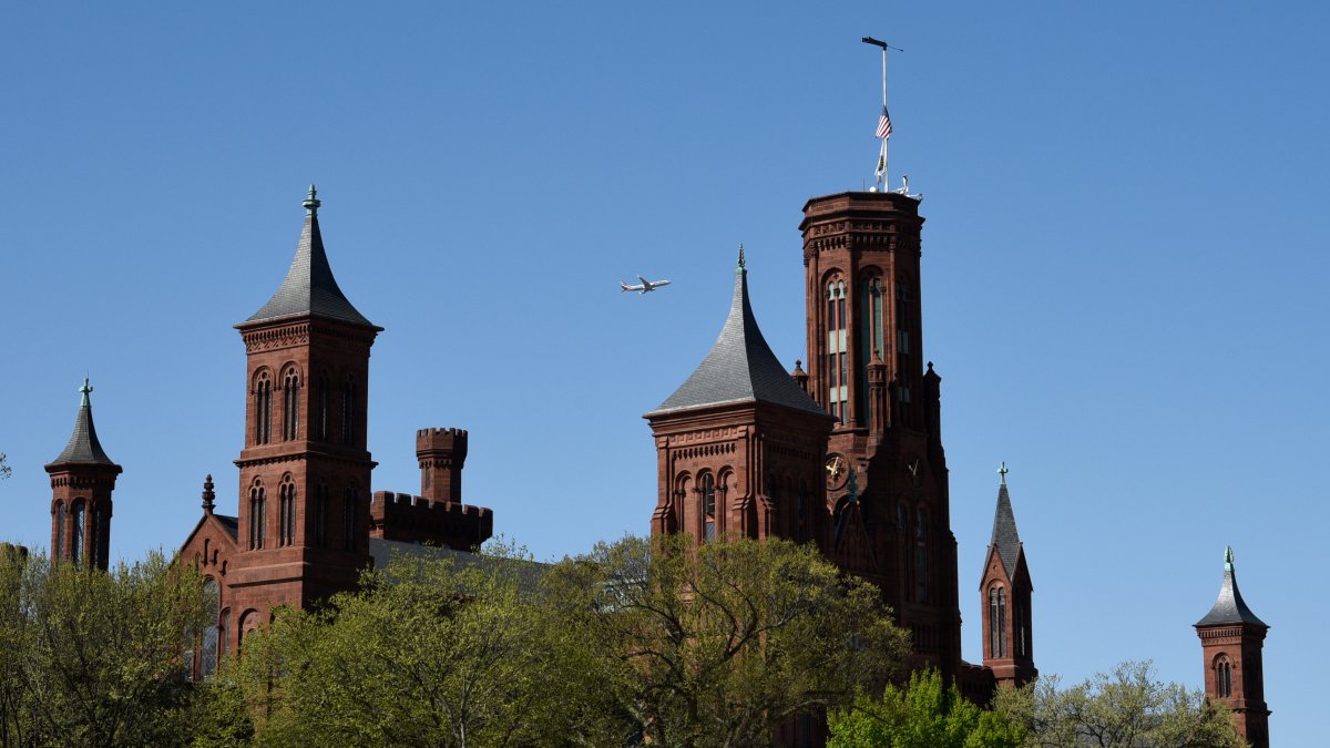 Smithsonian nombra a primer director del Museo Nacional del Latino Estadounidense