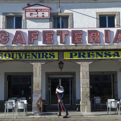 La apertura de la A-62 entre Salamanca y Portugal deja a la fronteriza Fuentes de Oñoro sin el recurso económico del tráfico de la carretera convencional