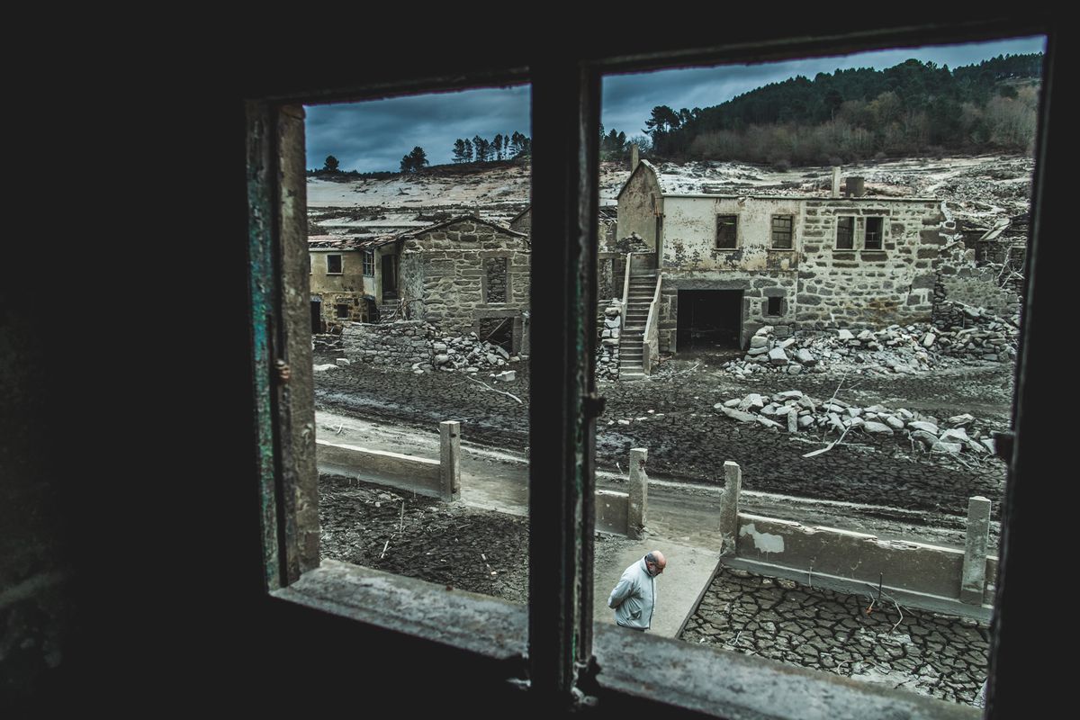 La irresistible atracción turística del pueblo que emergió del agua