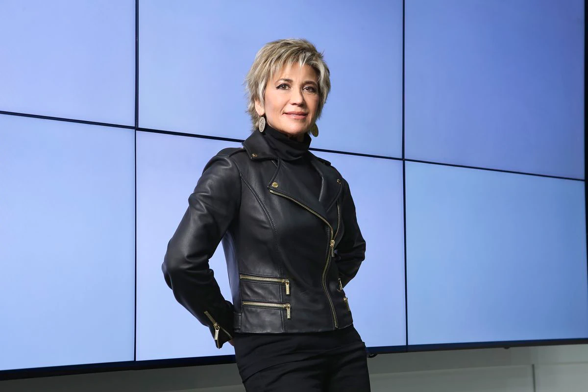 Julia Otero: “Hemos asumido que mentir es una forma normal de relacionarnos con el mundo”