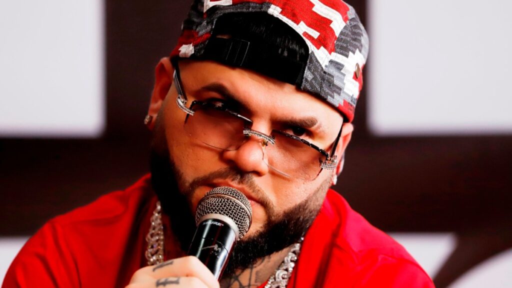 “Nadie está obligado”: Farruko dice que devolverá el dinero de fans que no quieren su sermón