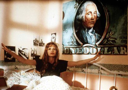 Adrienne Shelly en una imagen de 'La increíble verdad', la película con la que triunfó en 1989.