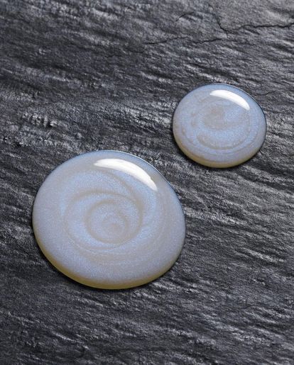 Muestras de producto de Pleasing, de HarryStyles.