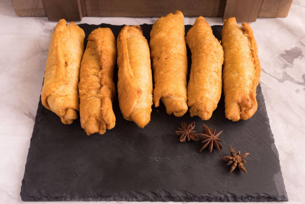 Surtido de 'casadielles' asturianas.