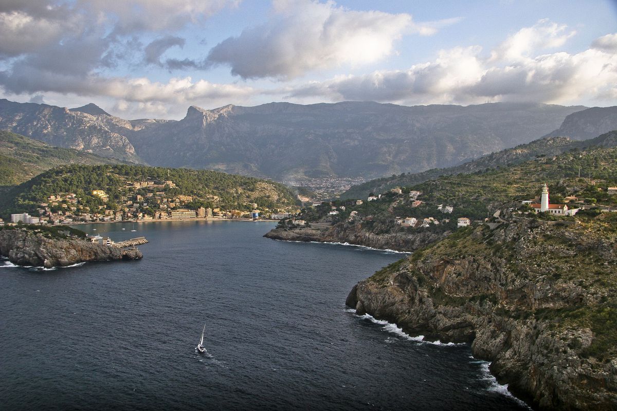 El coste de luchar contra el ladrillo en Baleares: 225 millones en indemnizaciones por parar obras