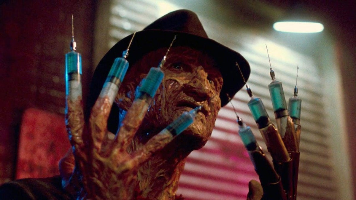 Jason Blum afirma que podría recuperar a Robert Englund como Freddy Krueger