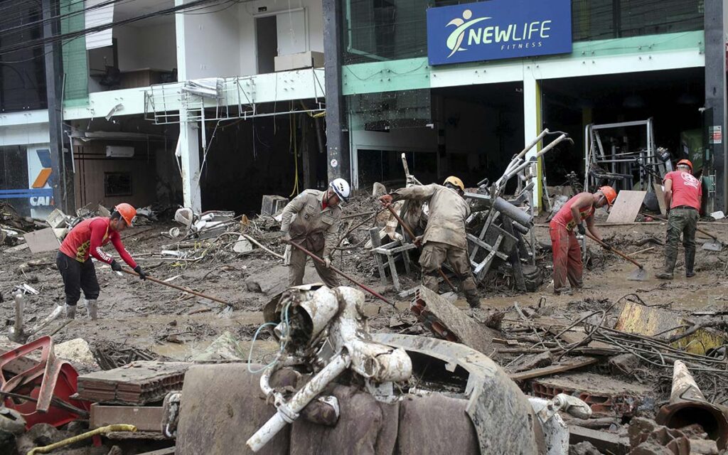 Al menos 152 muertos y 165 desaparecidos por las lluvias torrenciales en el sur de Brasil