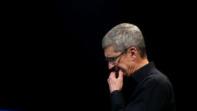 Apple’s $1T dreams are on hold as it misses on iPhone sales in the holiday quarter