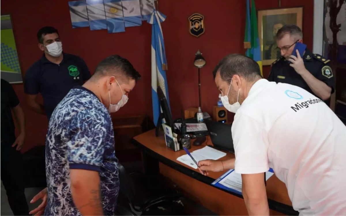 Argentina expulsa al acusado de vender cocaína adulterada