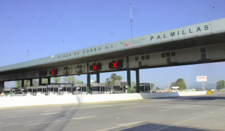 Asaltan hombres armados caseta de cobros de Palmillas, se llevan cuantioso botín, en San Juan del Río