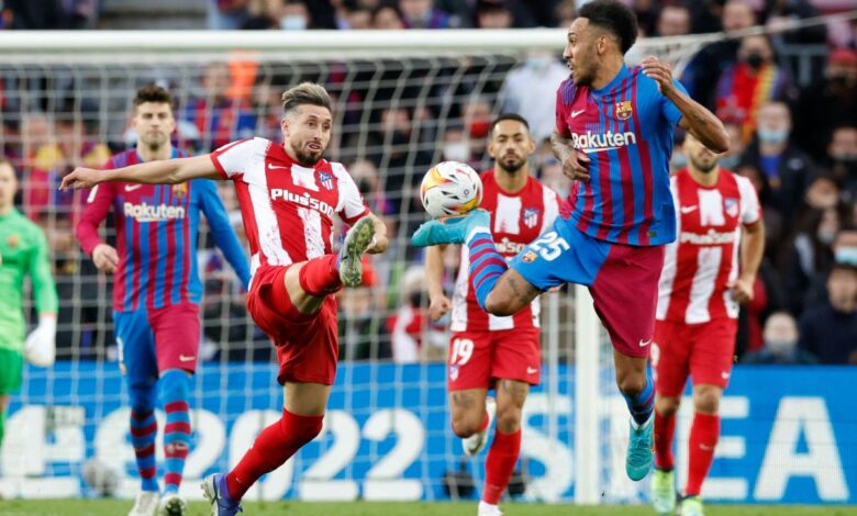 Barcelona domina al Atleti (4-2); Real Madrid vence al Granada (1-0)