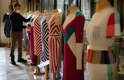 Vestidos de Davidelfín en la exposición de la Fundació Rocamora. 