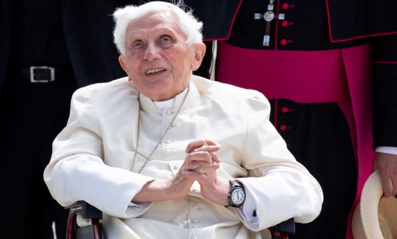 Benedicto XVI pide perdón por el manejo de casos de abuso sexual a menores en Alemania