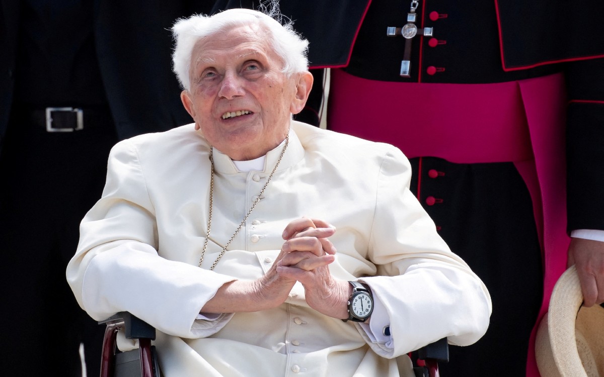 Benedicto XVI está ‘lúcido’ aunque grave, dice el Vaticano