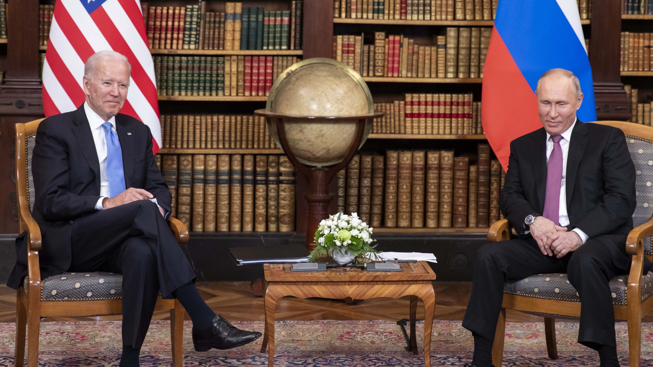 Biden acepta reunirse con Putin, solo si Rusia no invade Ucrania, según la Casa Blanca