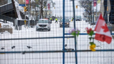 Canadá blinda el centro de Ottawa tras sofocar las protestas de los camioneros contra las medidas anticovid