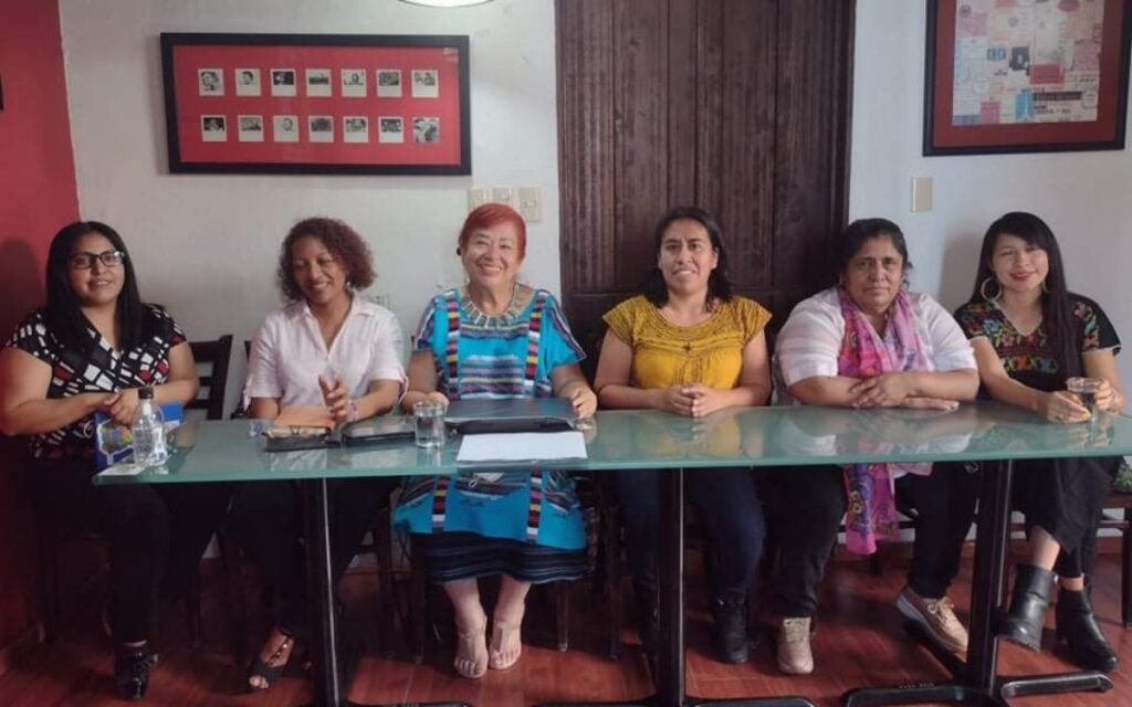 Crean Observatorio Civil oaxaqueño para vigilar participación política de indígenas y afromexicanas