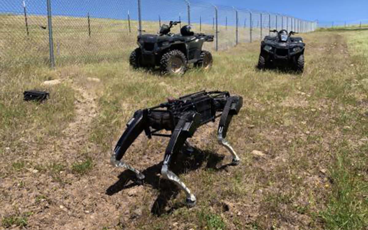 EU utilizará ‘perros robot’ para patrullar la frontera con México