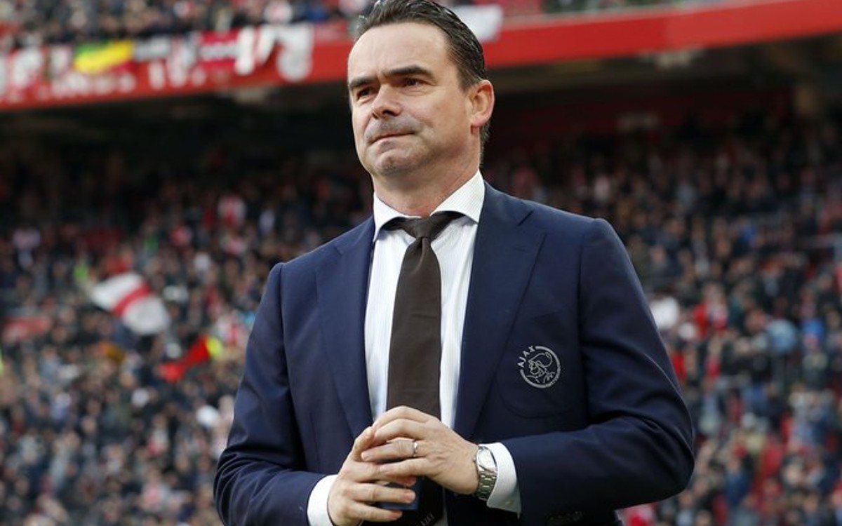 Echa Ajax a Marc Overmars por acosar a las trabajadoras | Tuit