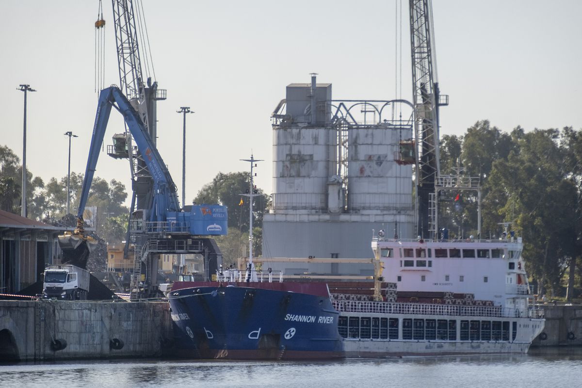 El Gobierno detiene el traslado de residuos peligrosos desde Montenegro a Huelva