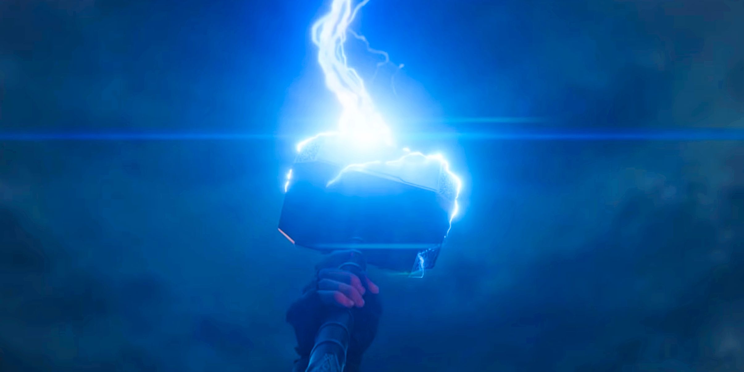 El set LEGO Mjolnir parece de tamaño real y tiene un huevo de Pascua del Guantelete del Infinito