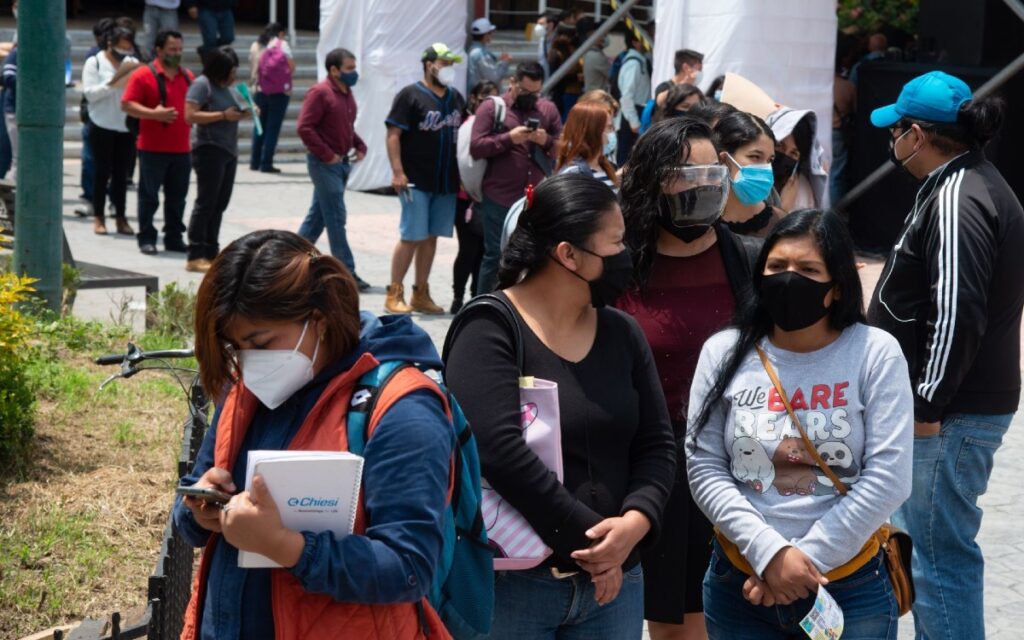 Empleo se recupera, pero aumenta la informalidad: Inegi