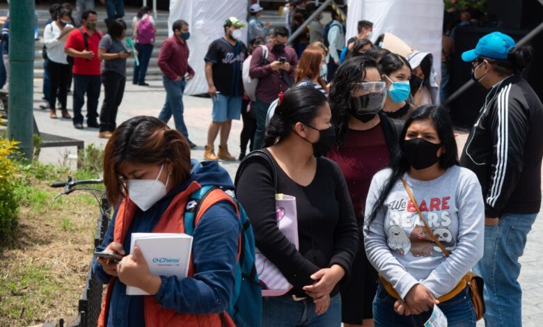 Empleo se recupera, pero aumenta la informalidad: Inegi