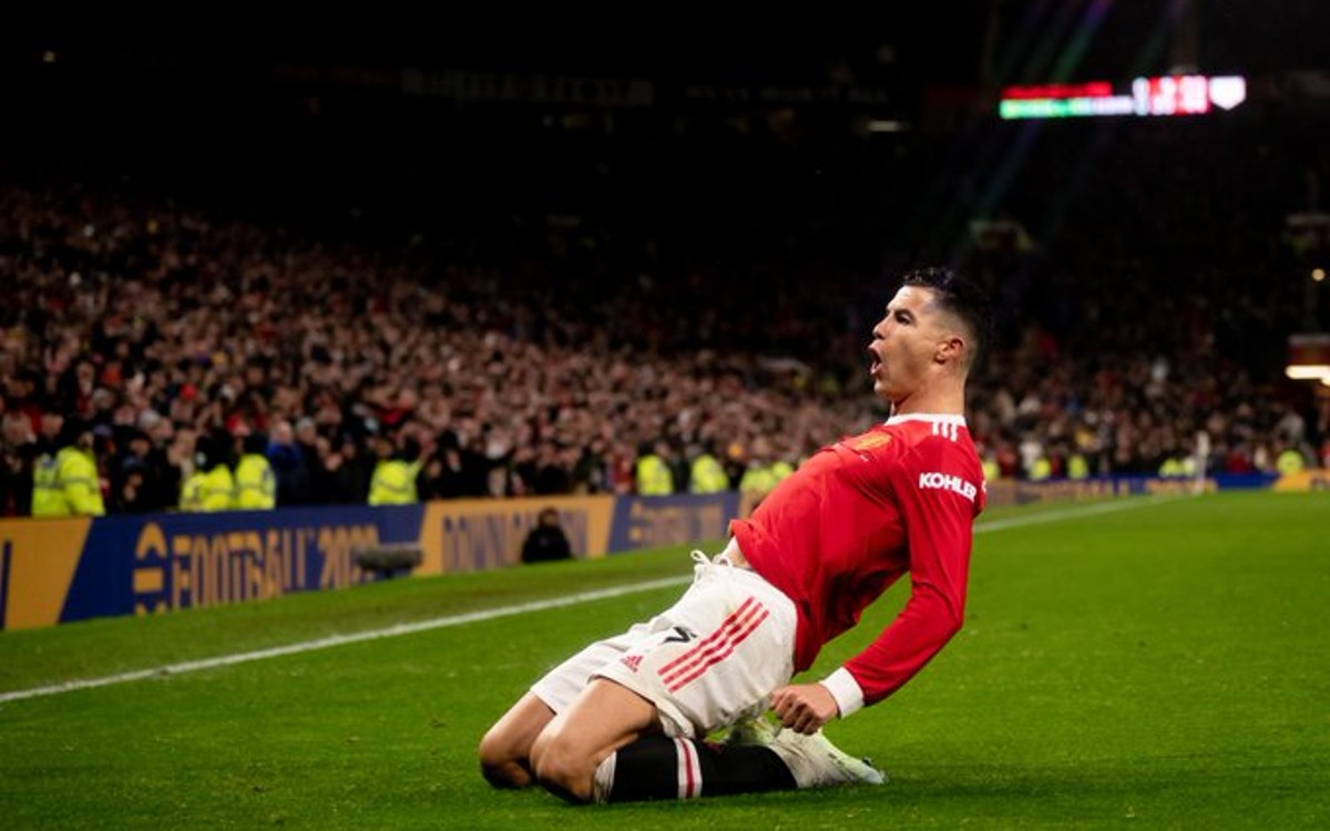 Enderezan el rumbo Manchester United y CR7 | Video