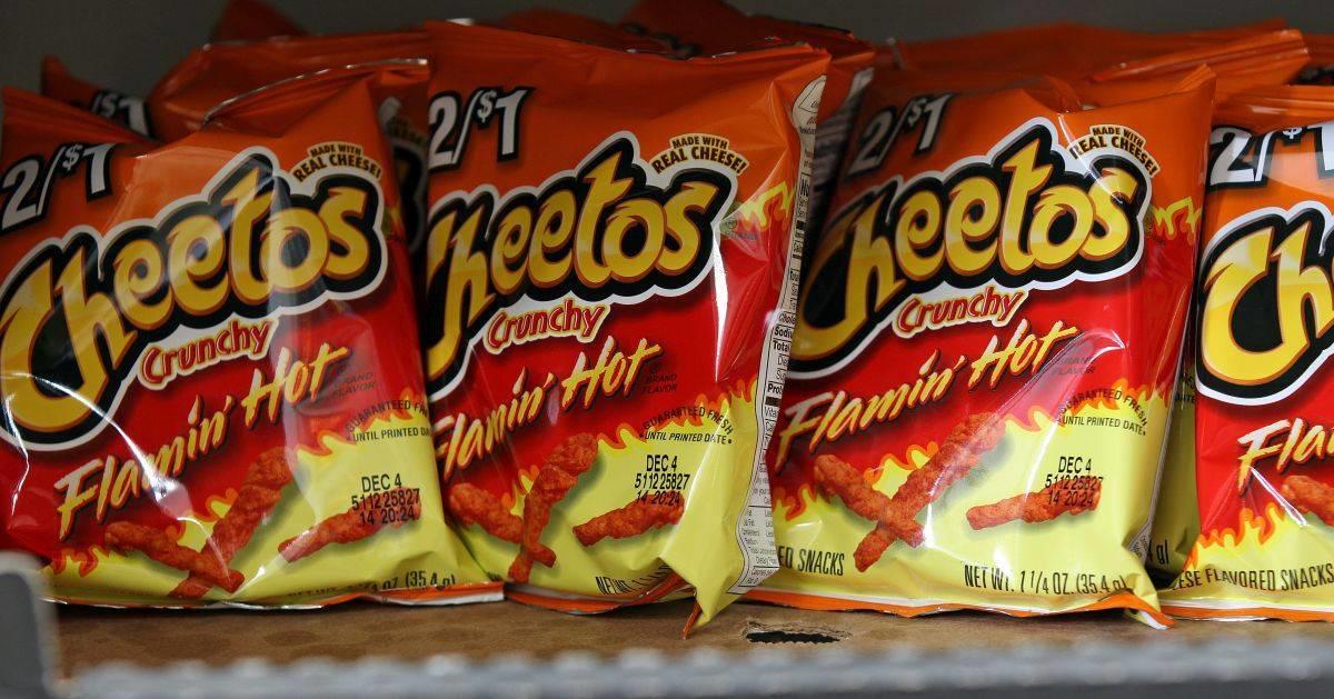 Eva Longoria Baston revela nuevos detalles sobre su próxima película Flamin’ Hot Cheetos