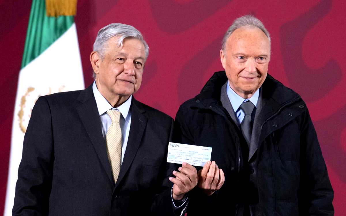 FGR entregó 2 mil millones para ‘obras sociales’... un año después los pidió de regreso