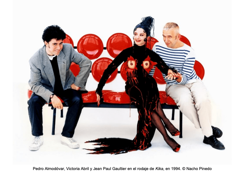 Jean Paul Gaultier: «Antes se aplaudía al final de los desfiles, ahora todo el mundo está grabando con el móvil»